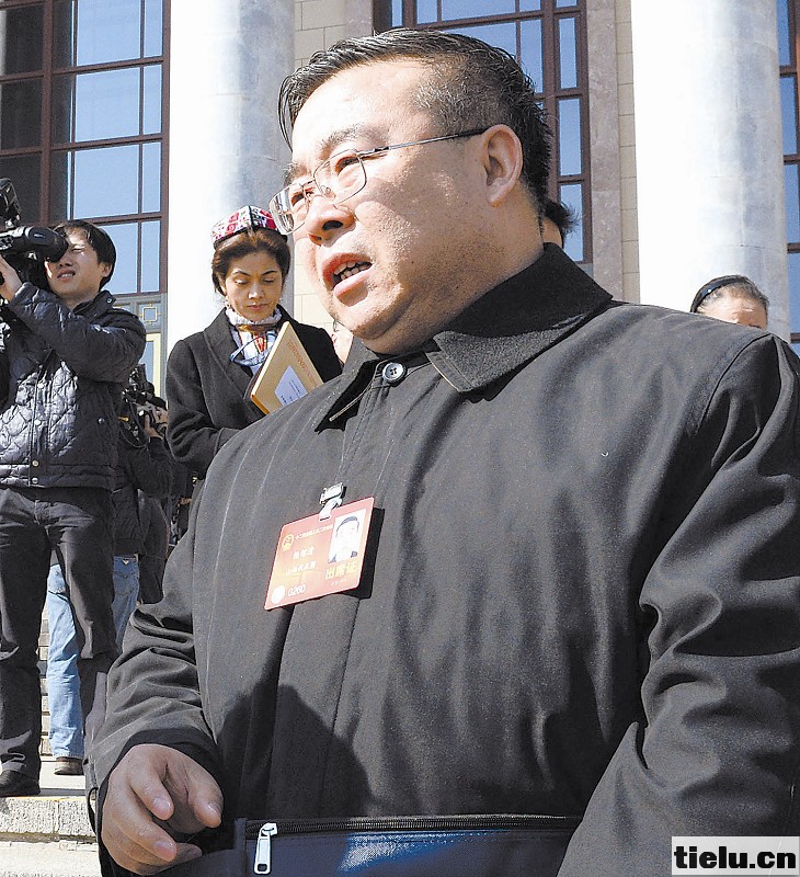 全国人大代表杨绍清加大营销力度推进路企双赢