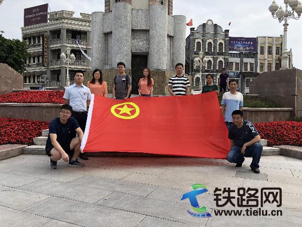 团支部活动 董志刚摄.jpg