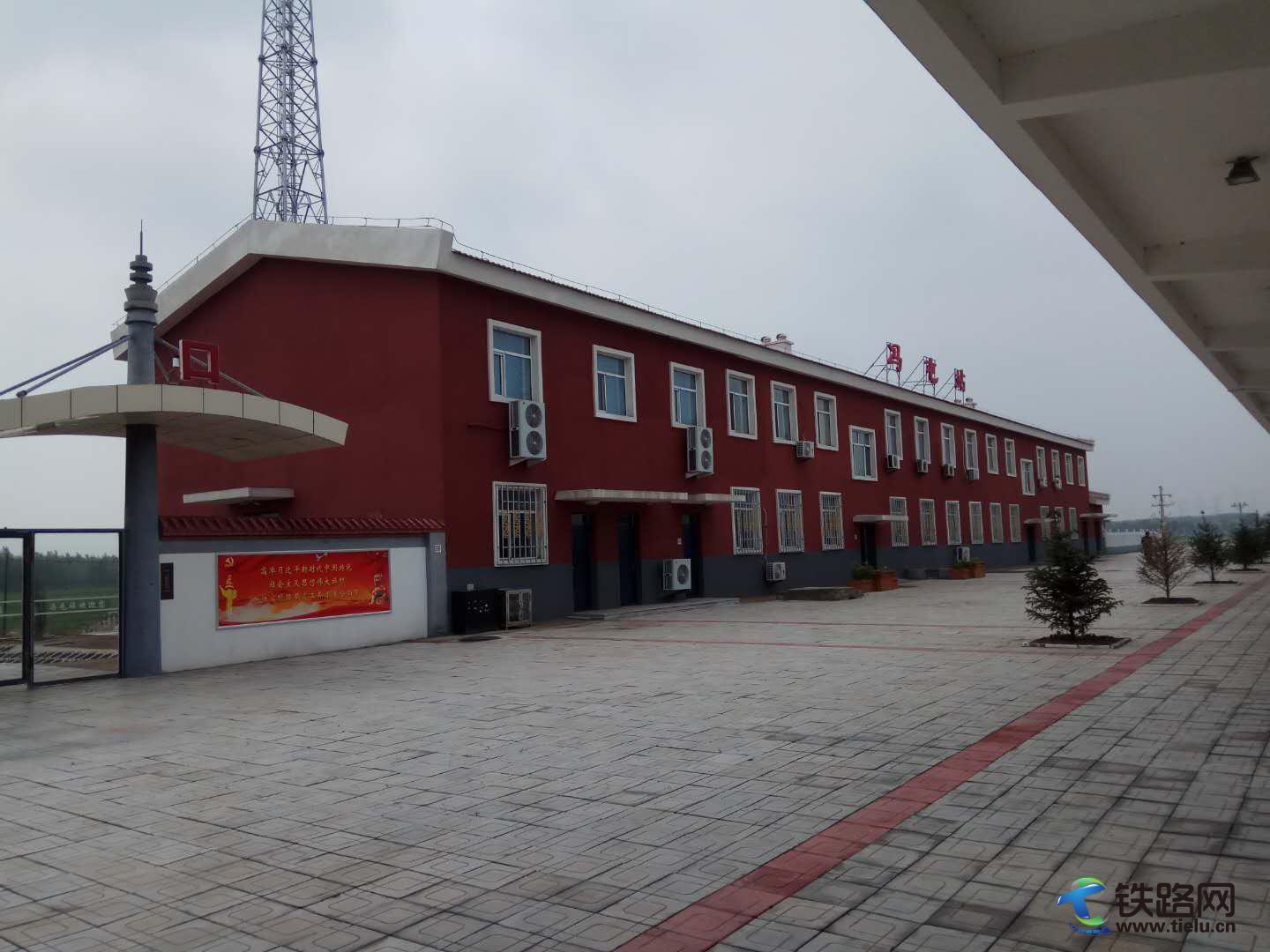 冯屯站房.JPG