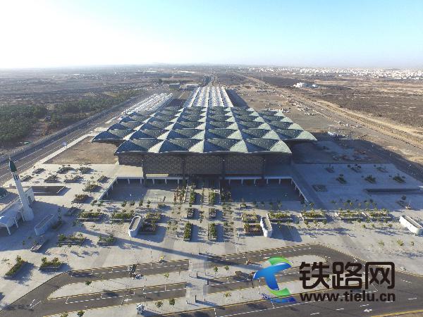 5、中特十八局集团国际公司沙特工程公司承建的麦麦高铁麦加车站（伍振 万连余 提供）.JPG