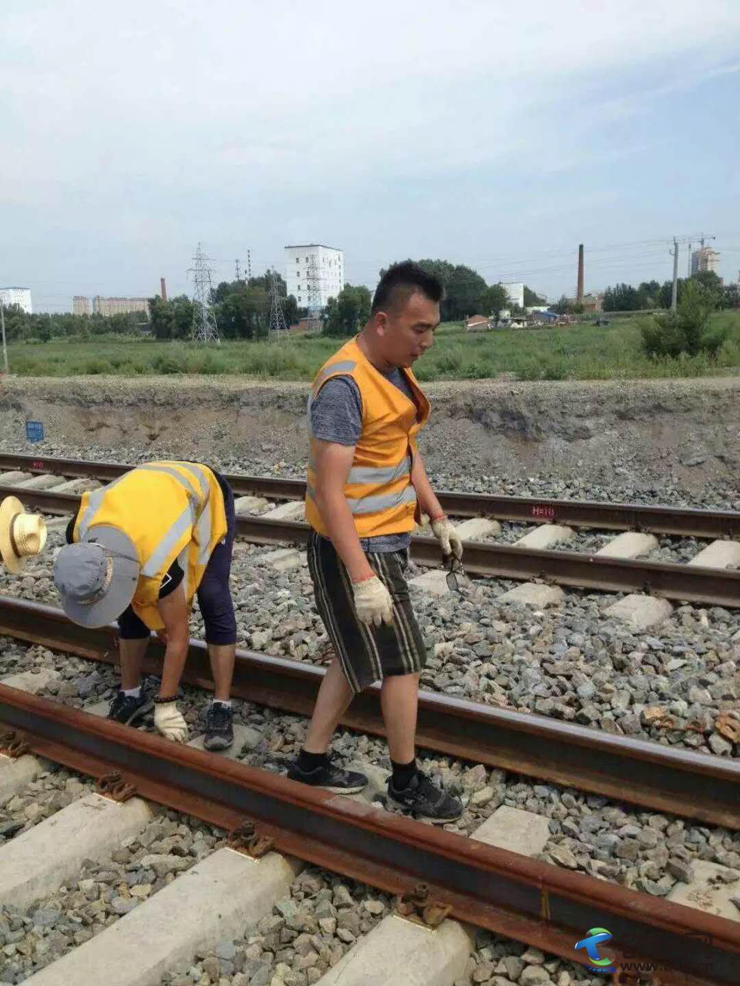 在现场忙碌的大苏哥.JPG