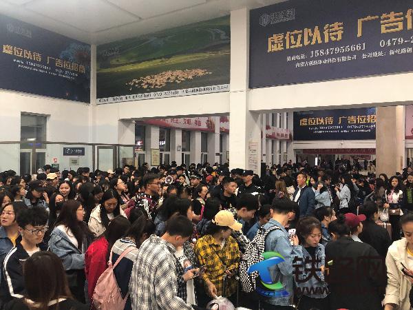 1556500779821347.jpg 20190428214952.jpg