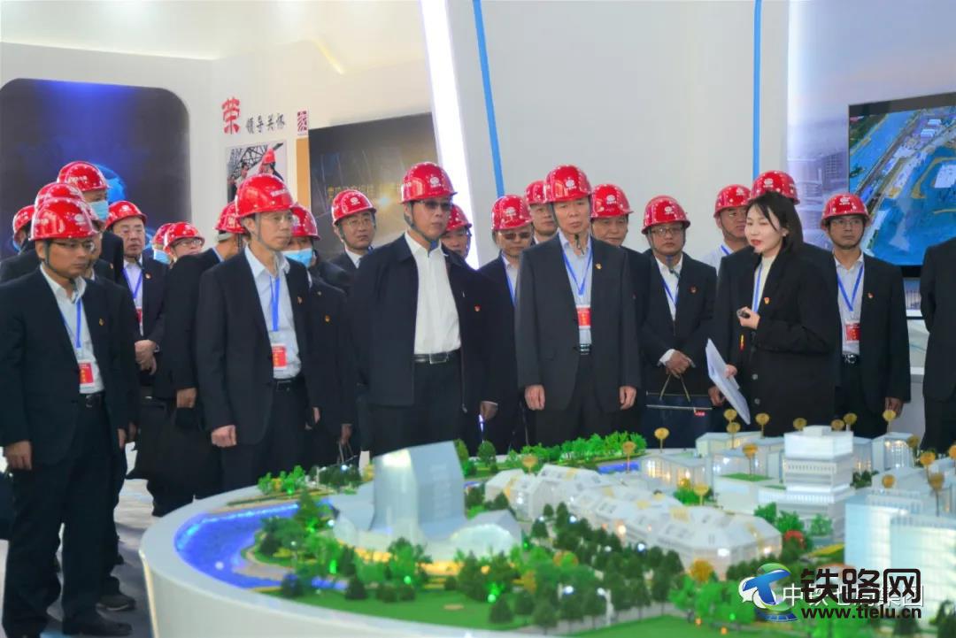 中铁七局党建工作现场会在科学谷数字小镇项目顺利召开2.jpg