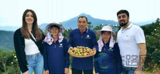 “一带一路”带动油茶产业新发展,九展引外商助力扶贫产业