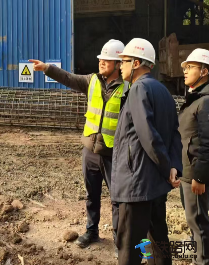 2025-12-09 20.44.41.png