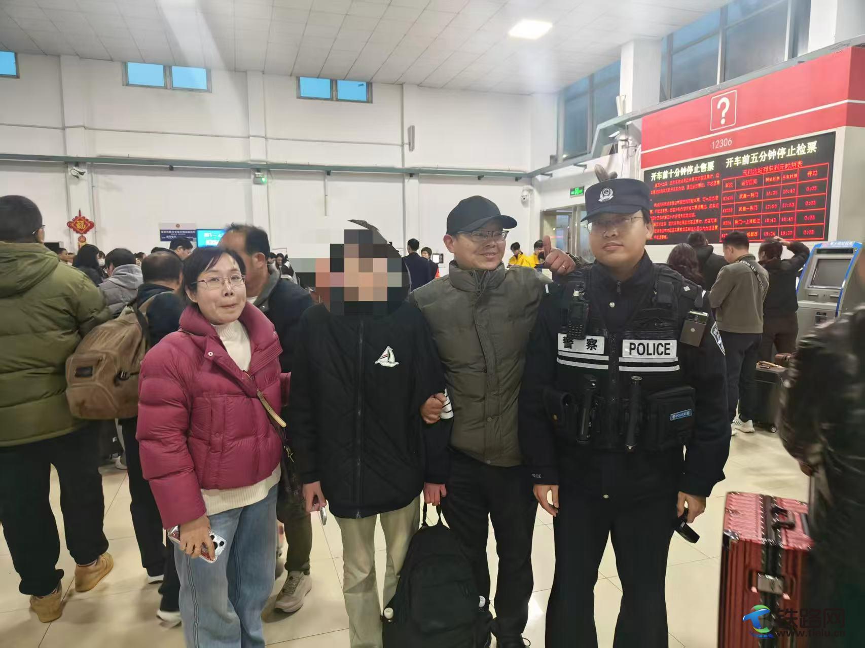 1772021181184128.jpg 劝返离家出走儿童.jpg