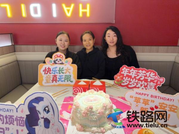 1772973659796032.jpg 4015802508341201737(2).jpg