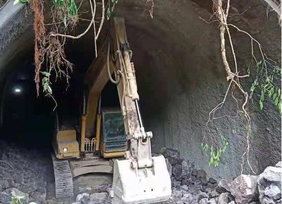 �½�չ�������·������������˳����ͨ