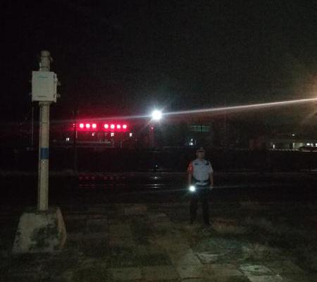 �������ڸ�