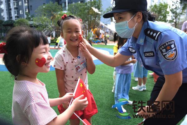 ӭ���� ����ȫ ��·����Ϊ�����ǳ���ƽ��ɡ��