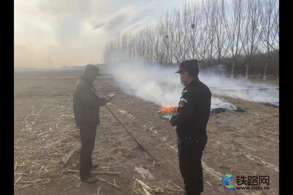 筑牢春耕防火线 保障铁路运输安全