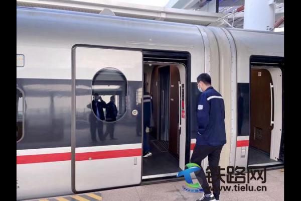 ֣������غ�����������ʽ������Ļ