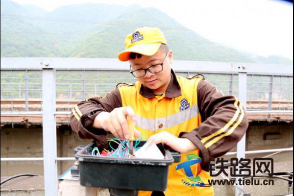  �������ս���